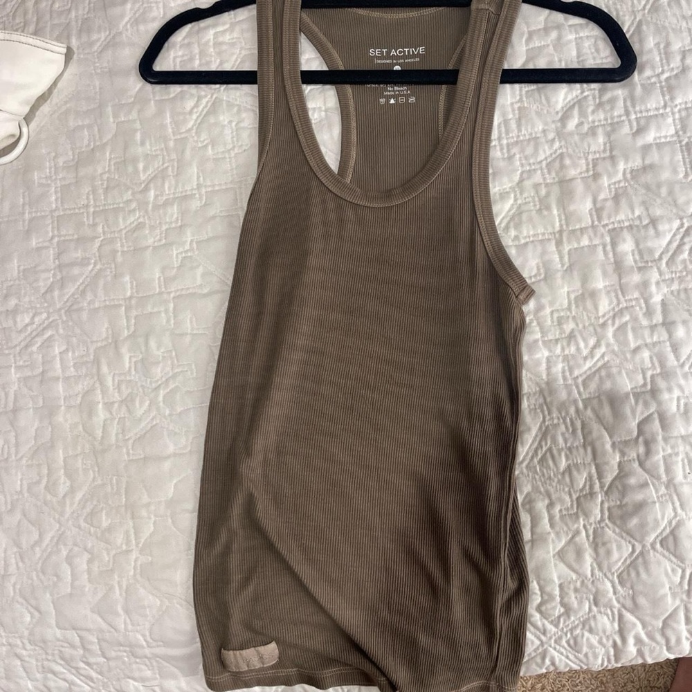 Set Active Tank Top